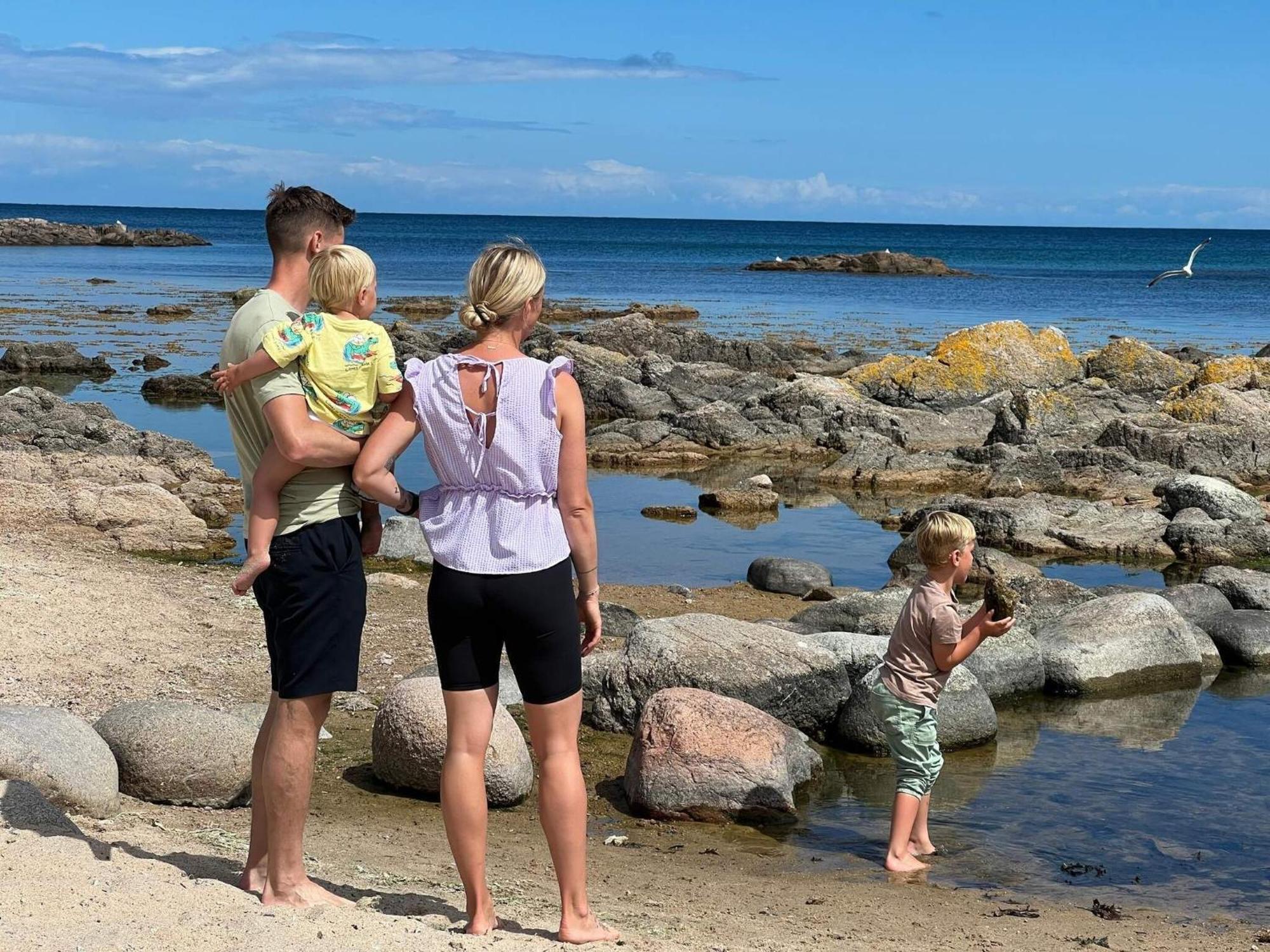 6 Person Holiday Home In Allinge Eksteriør bilde